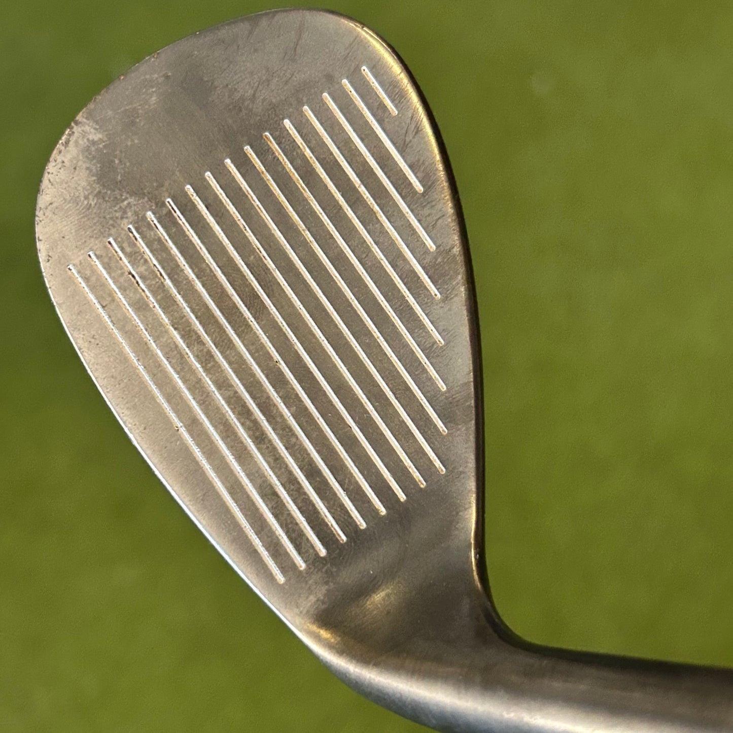 Professional Open Series 690 Black Wedge (56)